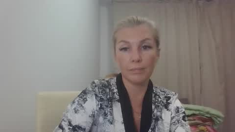 Snapshot of 6siren chatting on October 8, 2025, 8:39 pm 6siren online show from October 8, 2025, 8:39 pm