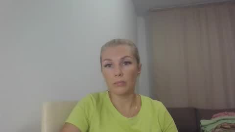 Snapshot of 6siren chatting on October 9, 2025, 1:09 pm 6siren online show from October 9, 2025, 1:09 pm