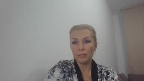 Snapshot of 6siren chatting on October 14, 2025, 8:04 am 6siren online show from October 14, 2025, 8:04 am
