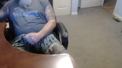 Snapshot of 70paborn chatting on October 4, 2025, 8:29 pm MASTIFF online show from October 4, 2025, 8:29 pm