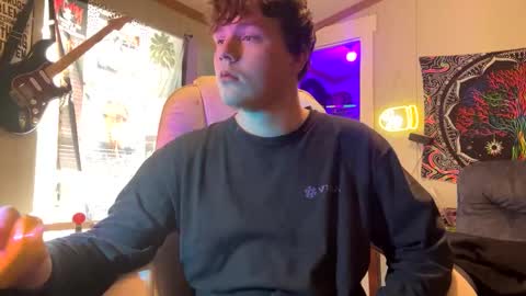 Snapshot of 710lemonade420 chatting on February 9, 2025, 5:43 pm lemonade online show from February 9, 2025, 5:43 pm