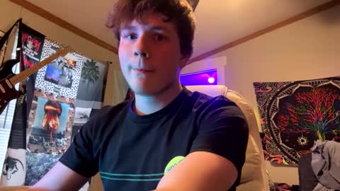 Snapshot of 710lemonade420 chatting on February 18, 2025, 11:30 pm lemonade online show from February 18, 2025, 11:30 pm