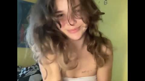 75sowet018 online show from November 3, 2025, 11:22 am