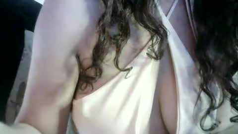 Snapshot of 77lilu chatting on October 12, 2025, 8:30 pm Lilu online show from October 12, 2025, 8:30 pm