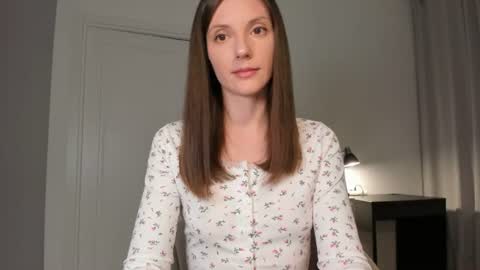 Anna online show from July 15, 2026, 8:03 pm
