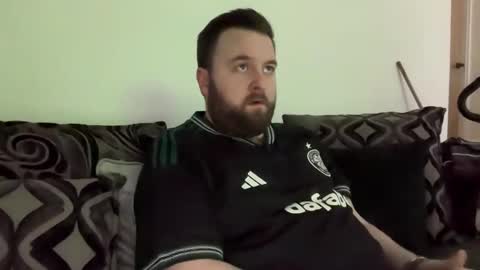 Snapshot of 7celticguy7 chatting on February 27, 2025, 3:25 am 7celticguy7 online show from February 27, 2025, 3:25 am