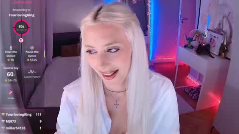 Snapshot of 7loren_wood7 chatting on October 24, 2025, 2:46 pm Loren Wood online show from October 24, 2025, 2:46 pm