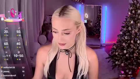 Snapshot of 7loren_wood7 chatting on January 7, 2026, 4:20 pm Loren Wood online show from January 7, 2026, 4:20 pm