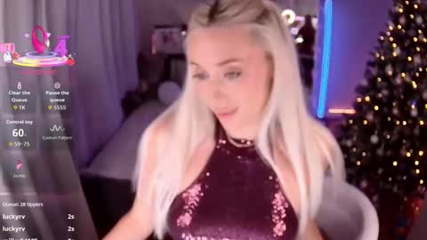 Snapshot of 7loren_wood7 chatting on February 27, 2026, 3:45 pm Loren Wood online show from February 27, 2026, 3:45 pm