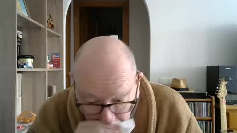  Papi  online show from December 18, 2024, 9:58 am