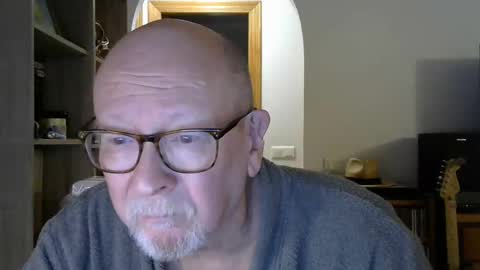  Papi  online show from December 19, 2024, 5:50 pm