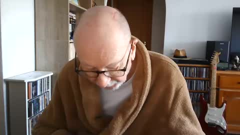  Papi  online show from February 9, 2025, 12:19 pm