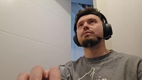 8inchdude93 online show from May 16, 2026, 3:44 pm