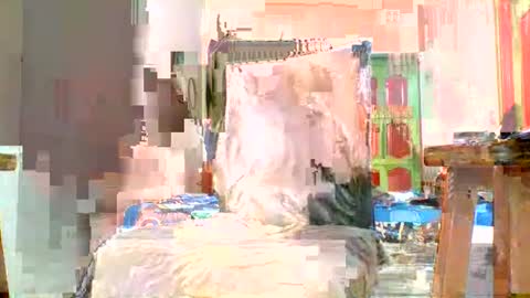 8inchesedge online show from January 13, 2026, 6:24 pm