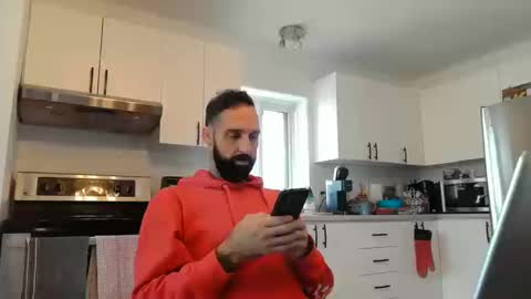 Snapshot of 8james5 chatting on October 14, 2025, 3:02 pm 8james5 online show from October 14, 2025, 3:02 pm