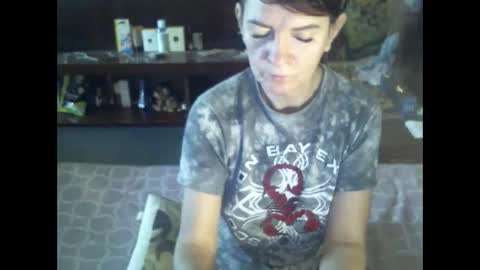 Snapshot of 8mistress8 chatting on April 4, 2026, 7:17 am 8MISTRESS8 online show from April 4, 2026, 7:17 am