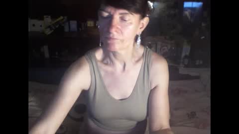 Snapshot of 8mistress8 chatting on May 23, 2026, 5:17 pm 8MISTRESS8 online show from May 23, 2026, 5:17 pm