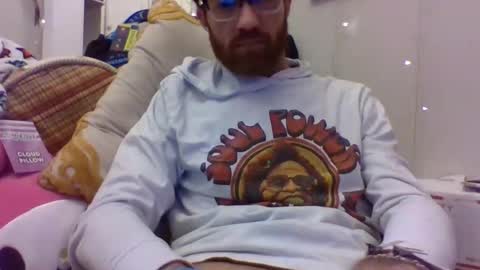 Snapshot of 90210screamer chatting on October 31, 2025, 12:22 am 90210screamer online show from October 31, 2025, 12:22 am