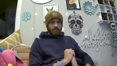 Snapshot of 90210screamer chatting on November 3, 2025, 8:15 am 90210screamer online show from November 3, 2025, 8:15 am