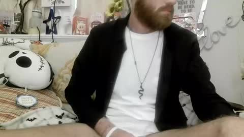 Snapshot of 90210screamer chatting on March 24, 2026, 12:32 pm 90210screamer online show from March 24, 2026, 12:32 pm