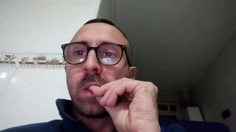 Snapshot of 90gonzalo chatting on January 12, 2026, 8:14 pm 90gonzalo online show from January 12, 2026, 8:14 pm