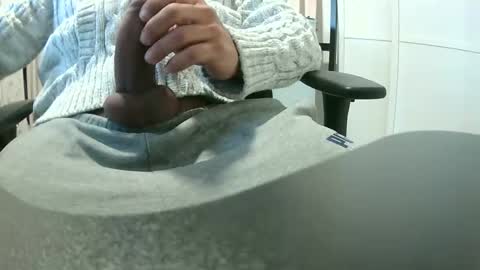 Snapshot of 90zero chatting on January 7, 2026, 8:50 am Arturo online show from January 7, 2026, 8:50 am