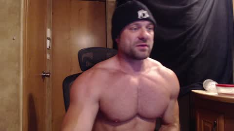 Snapshot of 9fat_inches chatting on December 20, 2024, 3:25 am 9 fat inches online show from December 20, 2024, 3:25 am