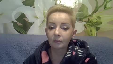 9kitty online show from January 27, 2025, 9:33 pm