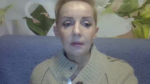 9kitty online show from February 5, 2025, 8:14 pm