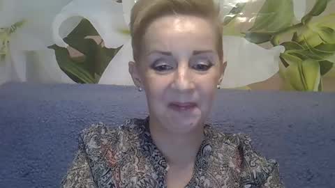 9kitty online show from February 19, 2025, 5:27 pm