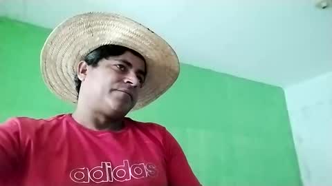 9vinhocamshow online show from January 19, 2025, 12:06 pm