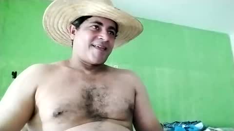 9vinhocamshow online show from January 19, 2025, 4:14 pm