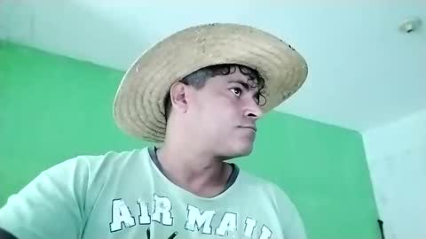 9vinhocamshow online show from February 7, 2025, 11:34 am