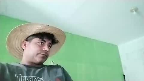 9vinhocamshow online show from March 6, 2025, 11:36 am