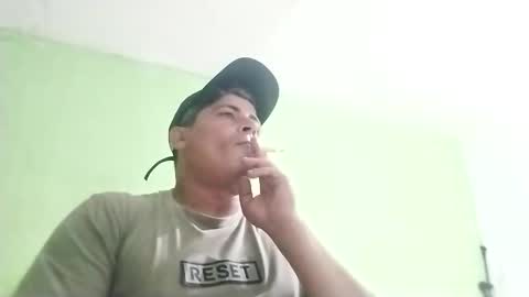 9vinhocamshow online show from March 9, 2025, 10:08 pm