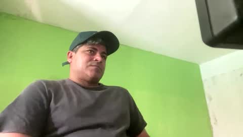 9vinhocamshow online show from September 24, 2025, 11:46 am