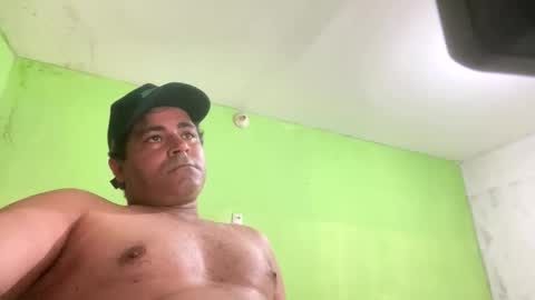 9vinhocamshow online show from November 17, 2025, 11:21 pm