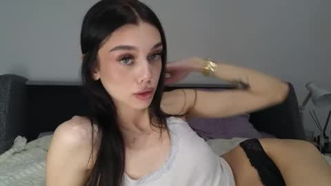 KARINA online show from May 20, 2026, 12:22 pm