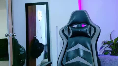 Snapshot of _0324 chatting on February 20, 2026, 8:09 pm rick online show from February 20, 2026, 8:09 pm