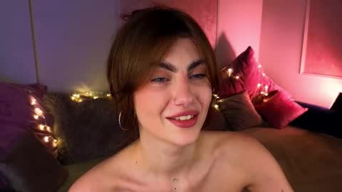 Willow online show from November 18, 2025, 9:52 pm