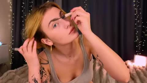 Willow online show from April 16, 2026, 9:26 pm