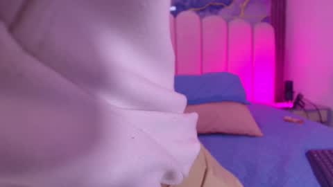 Snapshot of _abby_rouss chatting on February 28, 2026, 3:18 am abby rouss online show from February 28, 2026, 3:18 am