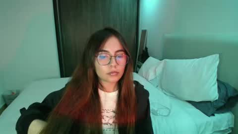 Snapshot of _abbyyyy_ chatting on January 22, 2025, 2:48 am abby 3 online show from January 22, 2025, 2:48 am