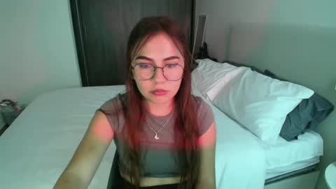 Snapshot of _abbyyyy_ chatting on January 22, 2025, 7:56 pm abby 3 online show from January 22, 2025, 7:56 pm