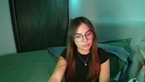 Snapshot of _abbyyyy_ chatting on February 12, 2025, 11:41 pm abby 3 online show from February 12, 2025, 11:41 pm