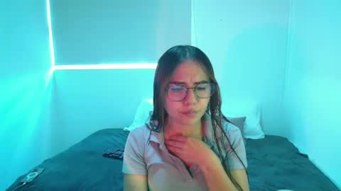 Snapshot of _abbyyyy_ chatting on September 24, 2025, 5:38 pm abby 3 online show from September 24, 2025, 5:38 pm