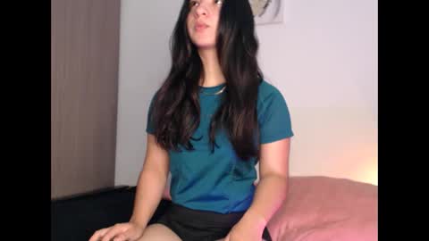 Snapshot of _abrill_20 chatting on January 11, 2026, 4:12 pm _abrill_20 online show from January 11, 2026, 4:12 pm