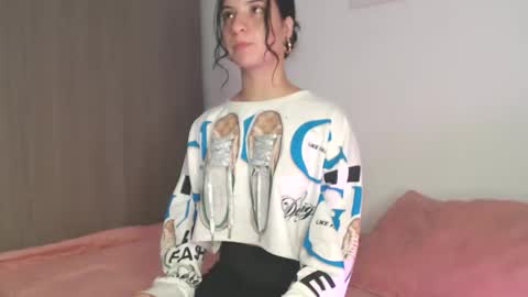 Snapshot of _abrill_20 chatting on January 15, 2026, 7:28 pm _abrill_20 online show from January 15, 2026, 7:28 pm