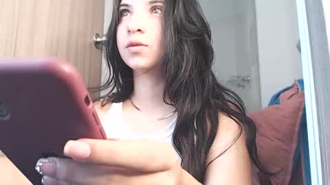 Snapshot of _abrill_20 chatting on February 25, 2026, 8:51 pm _abrill_20 online show from February 25, 2026, 8:51 pm