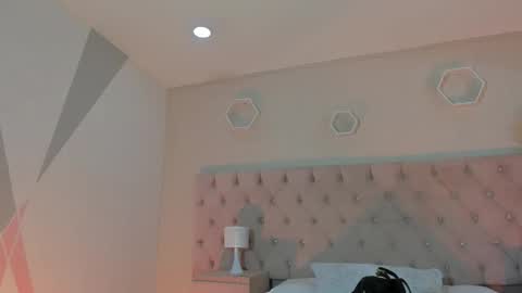 Snapshot of _agathaargent chatting on December 22, 2025, 7:38 am Agatha online show from December 22, 2025, 7:38 am